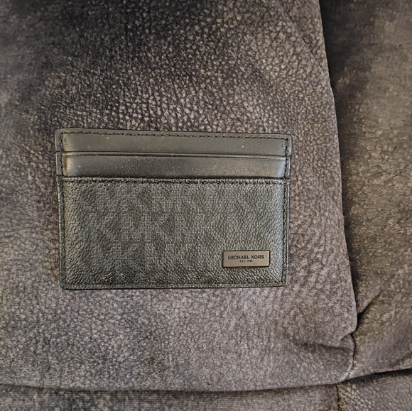 Michael Kors card cases - Picture 4 of 6